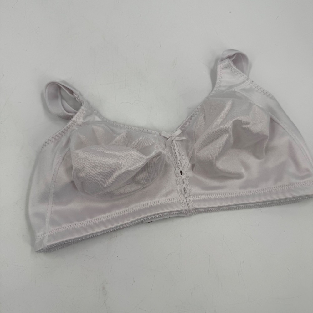 Bali 38D White Wireless Bra Style‎ 3820 Full Coverage